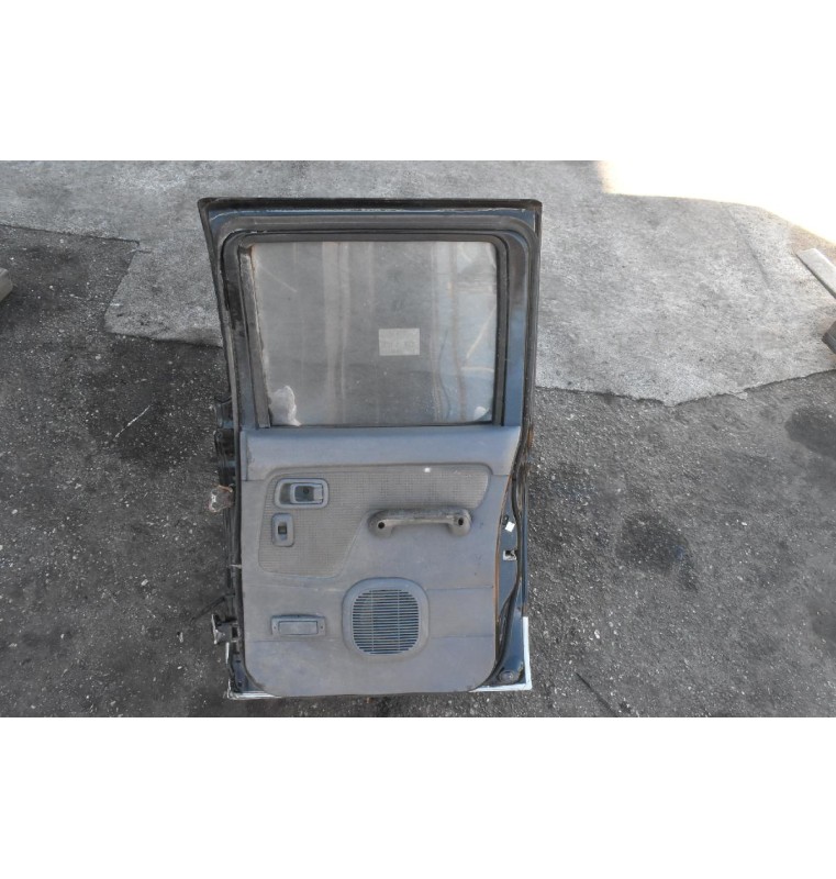 Πόρτα Nissan Navara D22 1998-2010 Πισω Δεξια (Μικρο Χτυπημα)