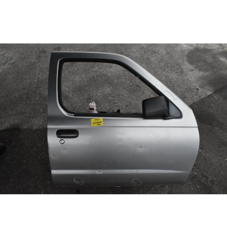 Πόρτα Nissan Navara D22 1998-2010 (Εμπρος Δεξιά)