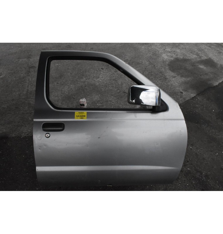 Πόρτα Nissan Navara D22 1998-2010 (Εμπρος Δεξιά)