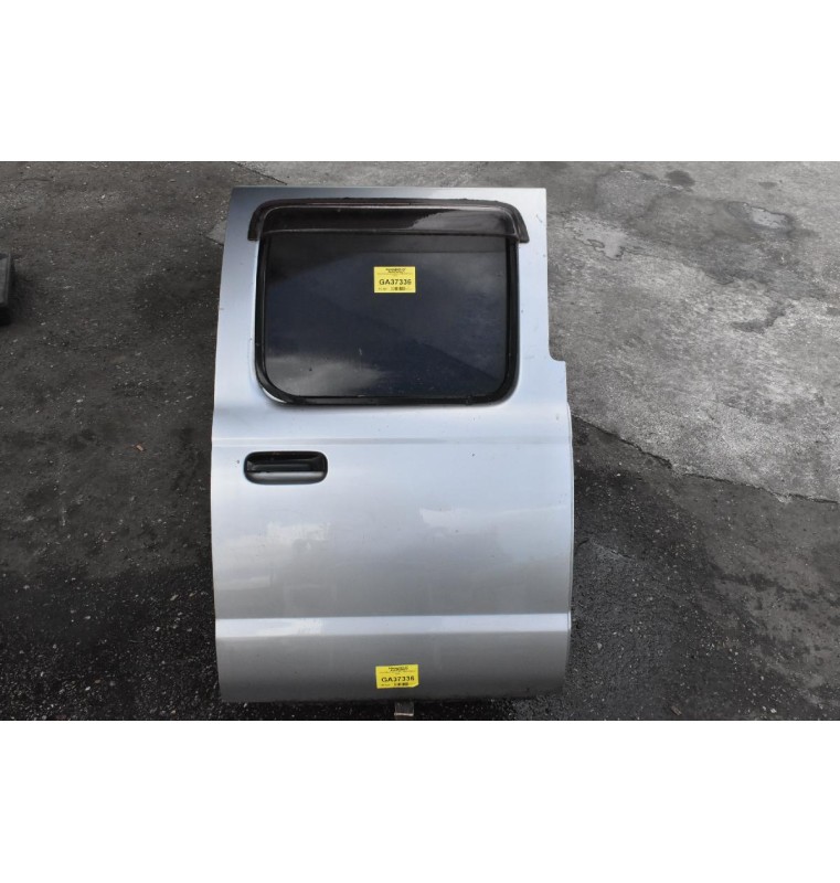 Πόρτα Nissan Navara D22 1998-2010 Πισω Δεξια
