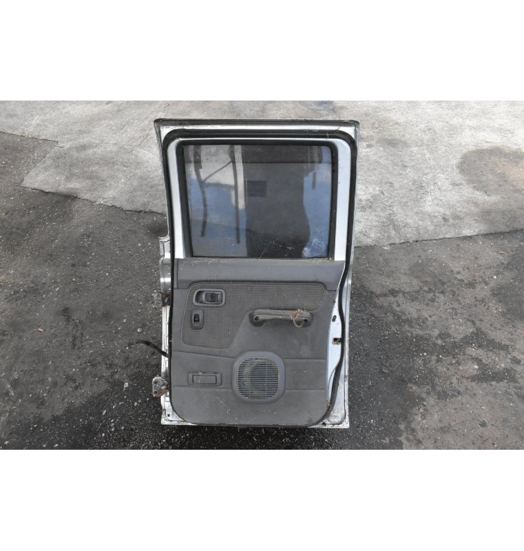 Πόρτα Nissan Navara D22 1998-2010 Πισω Δεξια