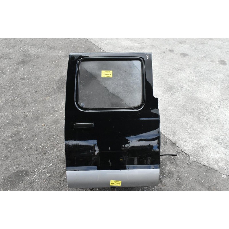 Πόρτα Nissan Navara D22 1998-2010 Πισω Δεξια