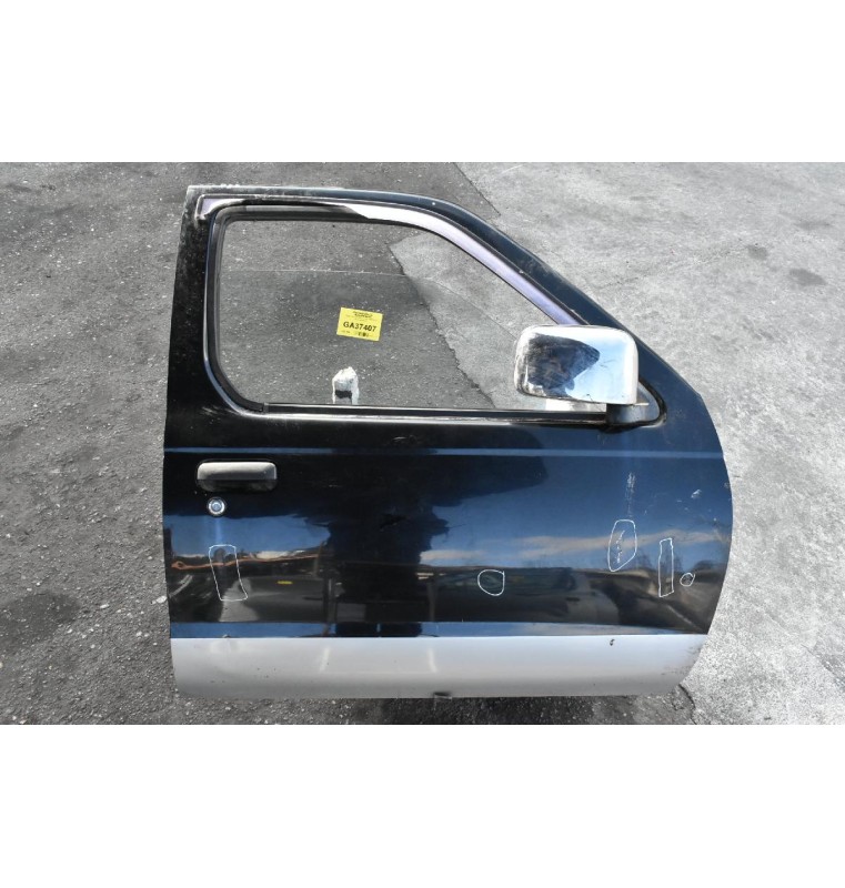 Πόρτα Nissan Navara D22 1998-2010 Εμπρος Δεξια