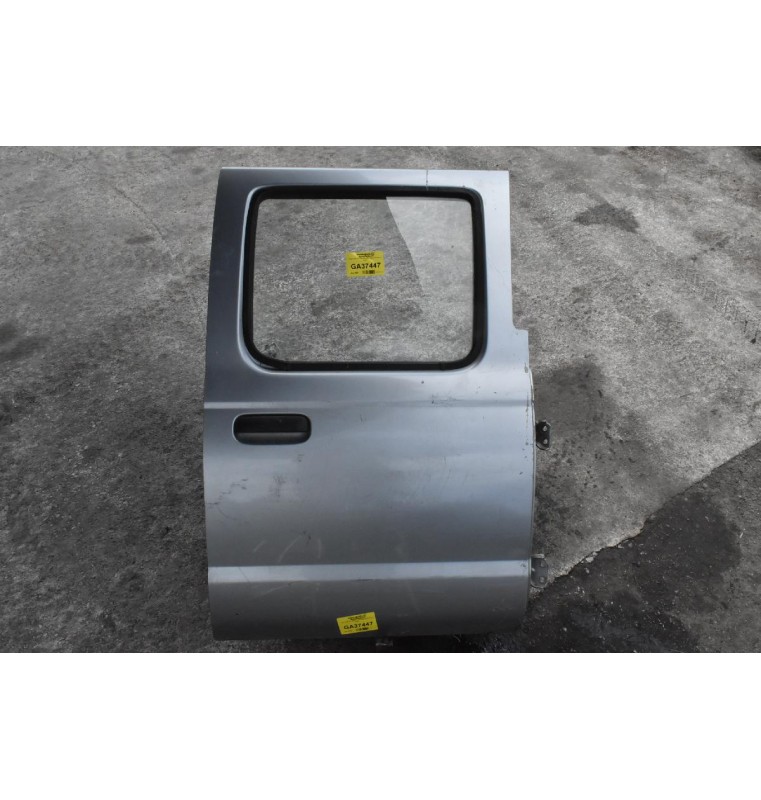 Πόρτα Nissan Navara D22 1998-2010 Πισω Δεξια