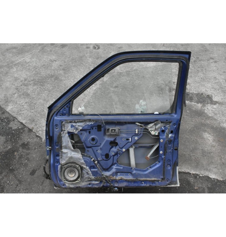 Πόρτα Nissan Navara D22 1998-2010 Εμπρος Δεξια