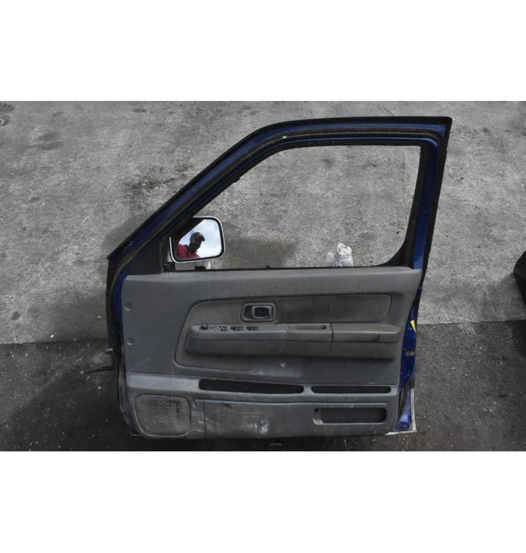 Πόρτα Nissan Navara D22 1998-2010 Εμπρος Δεξια