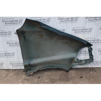 Φτερό Αριστερο Toyota Hiace 1997-2006