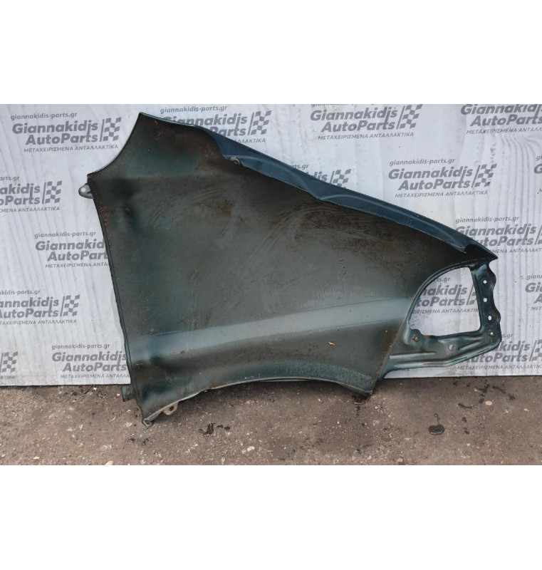 Φτερό Αριστερο Toyota Hiace 1997-2006