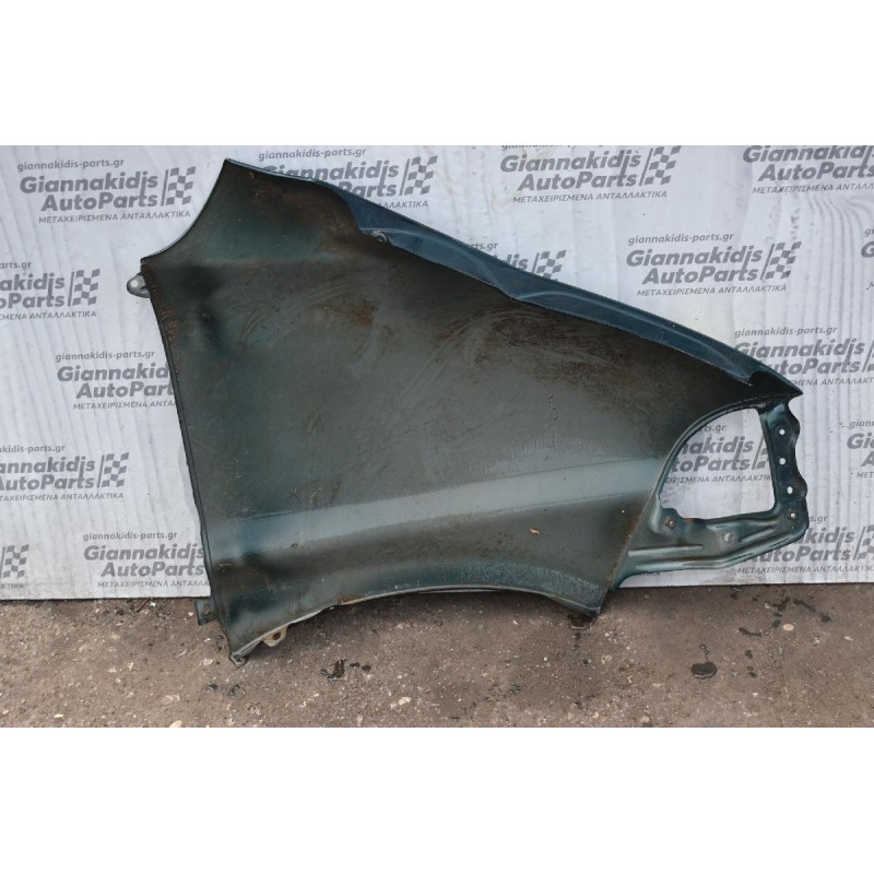 Φτερό Αριστερο Toyota Hiace 1997-2006