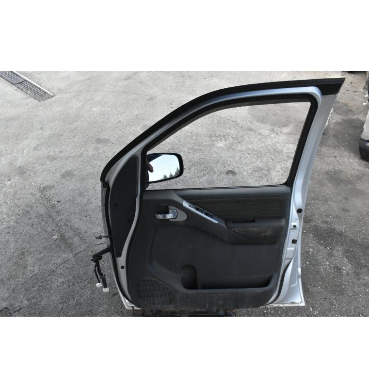 Πόρτα Εμπρός Δεξιά Nissan Navara D40 2006-2015 (Χωρίς Καθρέφτη)