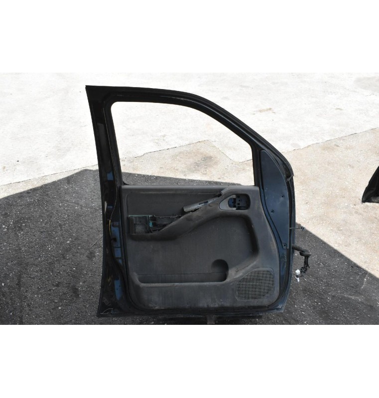 Πόρτα Nissan Navara D40 2005-2010 Εμπρος Αριστερη