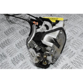 Κλειδαριά Πόρτας Πίσω Δεξιά Mitsubishi L200 KB4 2006-2014