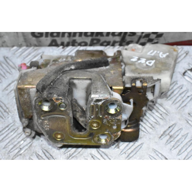 Κλειδαριά Nissan Navara D22 1998-2005 (Αριστερά, 2Pins)