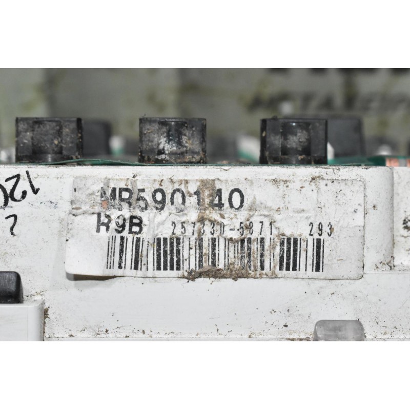 Κοντέρ Mitsubishi Pajero Sport 1998-2007 MR590140