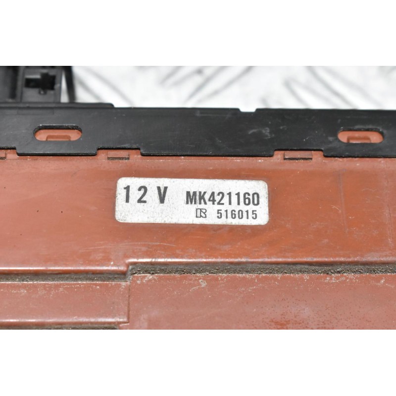 Χειριστήριο Παραθύρου Mitsubishi Canter 1998-2010 MK421160 12V Εμπρός Αριστερό (14pins)