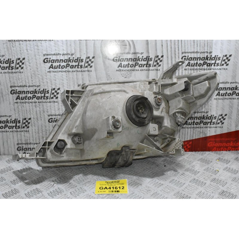 Φανάρι Εμπρός Δεξί Toyota Hilux KUN15/25 2WD 4WD 2005-2012 (Γνήσιο) (Χωρίς Ηλεκτρικό) (Σπασμένη Βάση)
