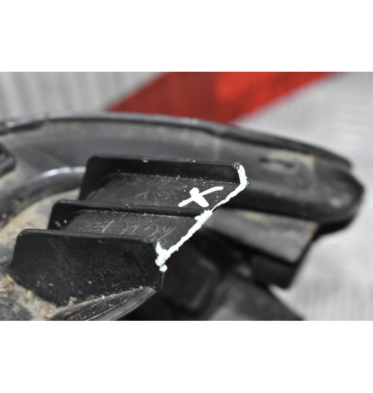 Φανάρι Εμπρός Δεξί Mitsubishi L200 Safari KB4 2006-2011 (Σπασμένη Βάση)