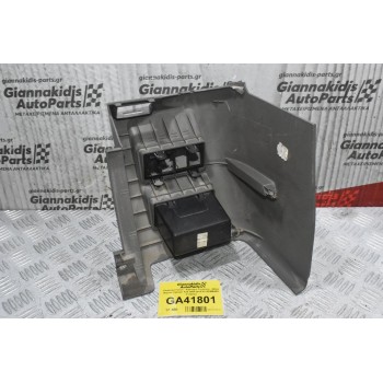 Πλαστικό Πάνελ - Κάλυμμα Ταμπλού - Θήκη Nissan Cabstar F24 2005-2015 68108MB40A (Γνήσιο)