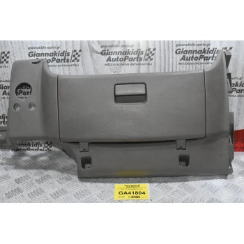 Ντουλαπάκι Ταμπλού Nissan Cabstar F24 2005-2015 68104MB400 (Γνήσιο)