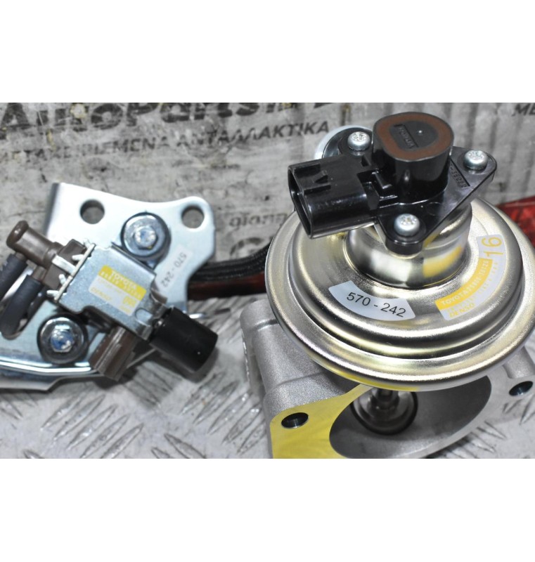 Βαλβίδα Καυσαερίων EGR Toyota Hilux 2KD KUN 2010-2015 25800-30120 25819-30100 (Καινούργια) (Γνήσια) (Σετ 2 Τεμάχια)