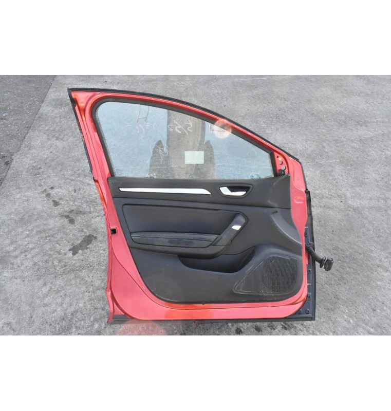 Πόρτα Εμπρος Αριστερη Renault Megane 2013-2022 (Με Χτυπημα)