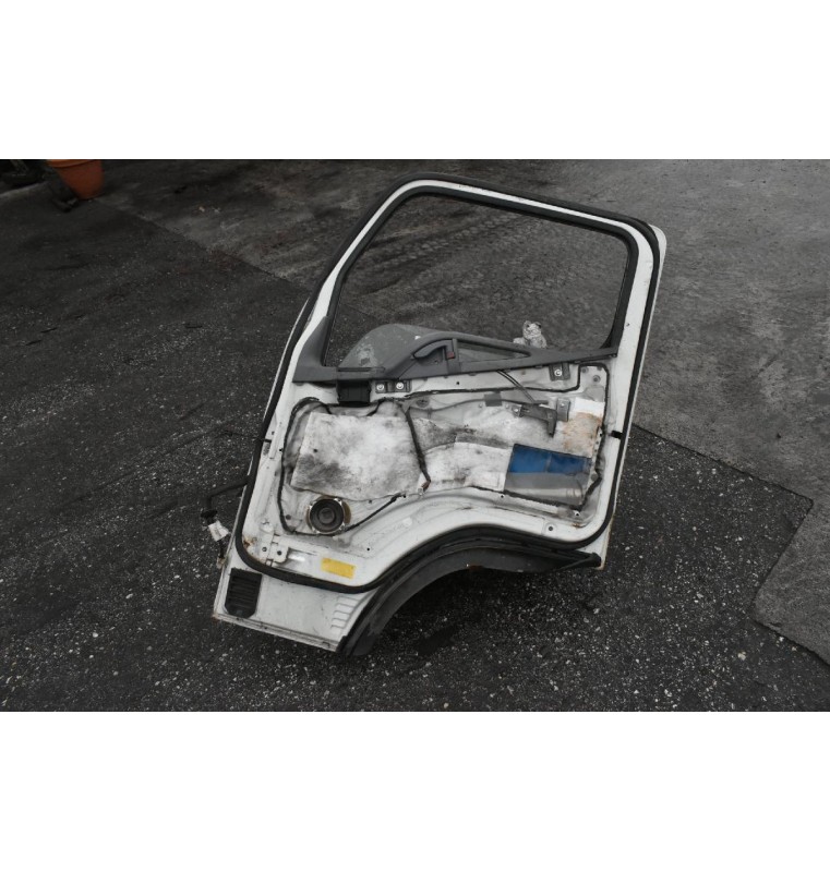 Πόρτα Δεξιά Mitsubishi Canter Fuso 2005-2015 ΑΚΡΗ-ΑΚΡΗ 111,5cm (ΣΚΑΛΟΠΑΤΙ ΤΕΡΜΑ ΚΑΤΩ 43cm) (Φαρδύ) (Χωρίς Καθρέφτη)