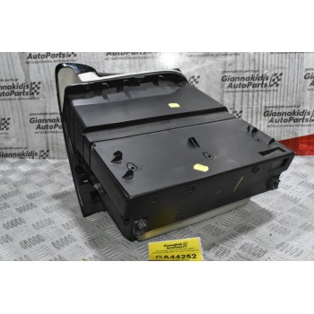 Ντουλαπάκι Ταμπλού Renault Captur 2010-2022 685003033F (Γνήσιο) (Συρταρωτό)