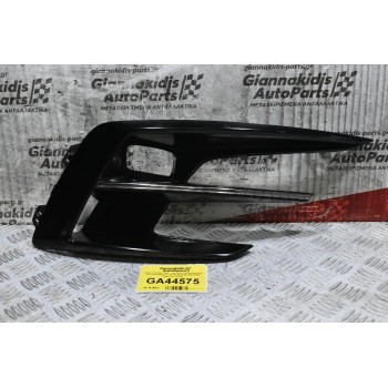 Διακοσμιτικό Τρίμ - Γριλλιά Προφυλακτήρα Renault Megane 2015-2024 261A25239R (Δεξί) (Γνήσιο)