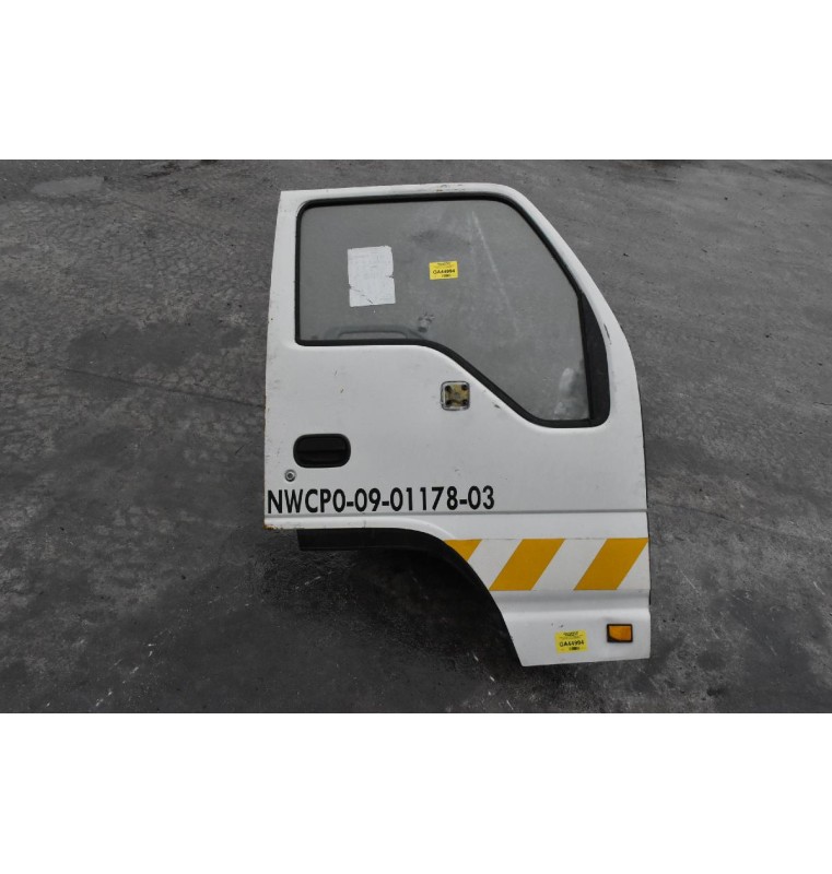 Πόρτα Εμπρός Δεξιά Isuzu NQR NPR 1994-2007 (Χωρίς Καθρέφτη)