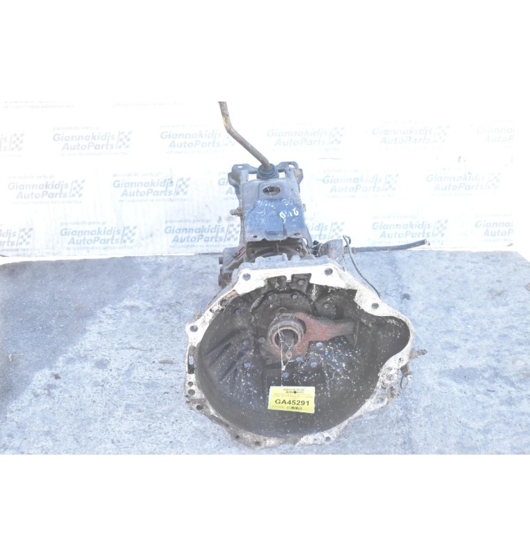 Κιβώτιο Ταχυτήτων - Σασμάν Toyota Hiace 2.5 D4D 2KD 2001-2005 (4 βίδες στο πλακάκι του λεβιέ)