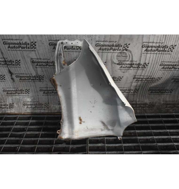 Φτερό Δεξι Toyota Hiace 1997-2006