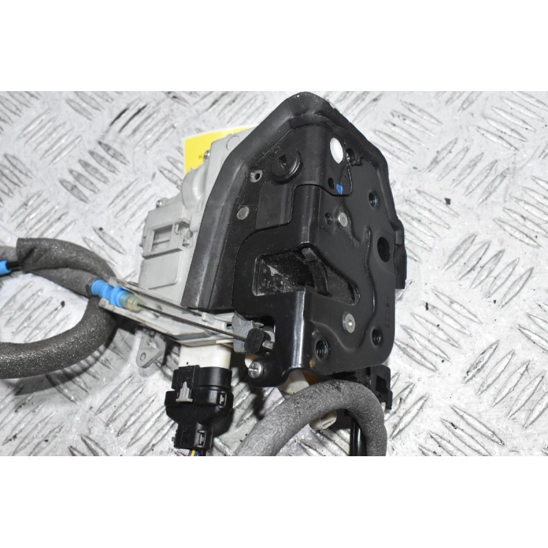 Κλειδαριά Audi A4 2004-2016 8K0839016 (Γνήσια) (A5 Q5 Q7 S4 S5)