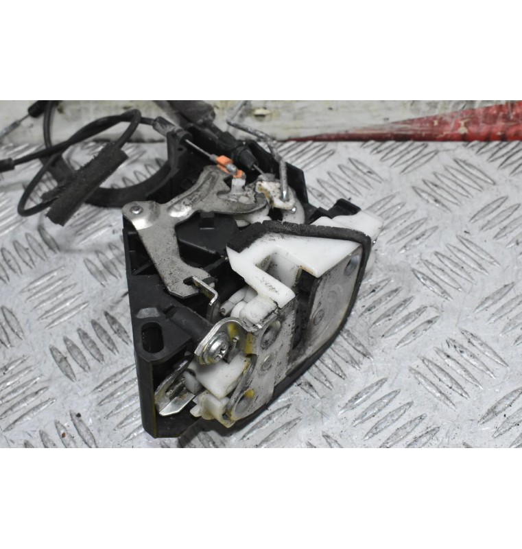 Κλειδαριά Πόρτας Εμπρός Δεξιά Mitsubishi L200 KB4 2006-2010 (Απλή)