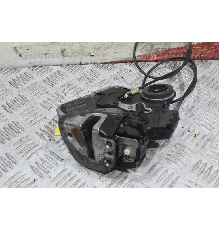 Κλειδαριά Suzuki Grand Vitara 2005-2010 A046693 (Γνήσια) (Πίσω Αριστερά) (8pins) (Toyota Avensis / Auris / Rav 4) (Daihatsu)