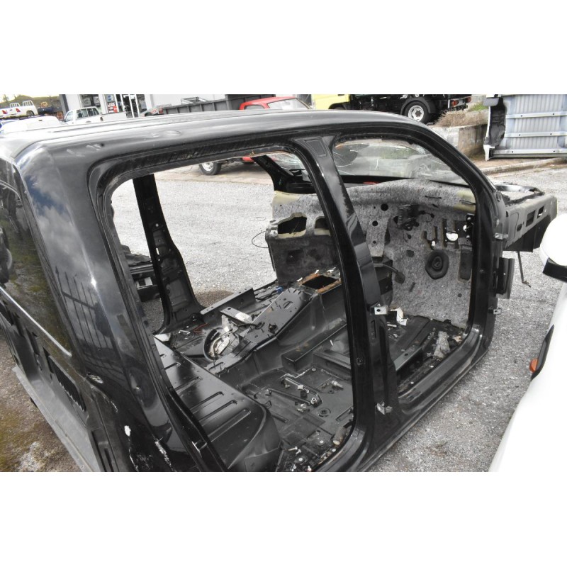 Καμπίνα Για Ανταλακτικά Volkswagen Amarok 2005-2015(Ουρανός - Μαρσπιέδες - Τροπέτο-Θολος) Μπορει να κοπει οπου χρειαστει