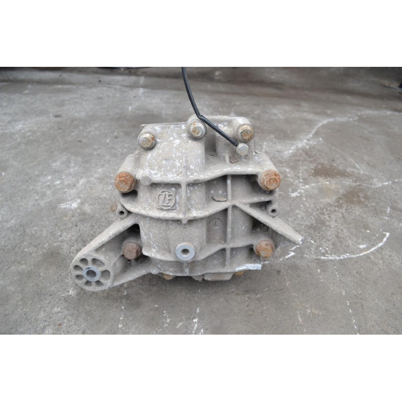 Διαφορικό Πίσω Mercedes-Benz ML 320 2000-2008 (ΒΗΜΑ 3.46 AE-155 ZF) 4460060029 (Σπασμενη βαση)