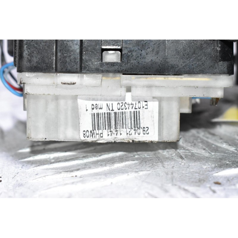 Διακόπτες Υαλοκαθαριστήρων / Φώτων / Φλασιέρα - Σερπαντινα Renault Trafic 2014-2022 (Γνήσιο) 255675335R E10745340 E10744320 (Opel Vivaro - Nissan Primastar - Dacia Duster) (Γνήσιο)