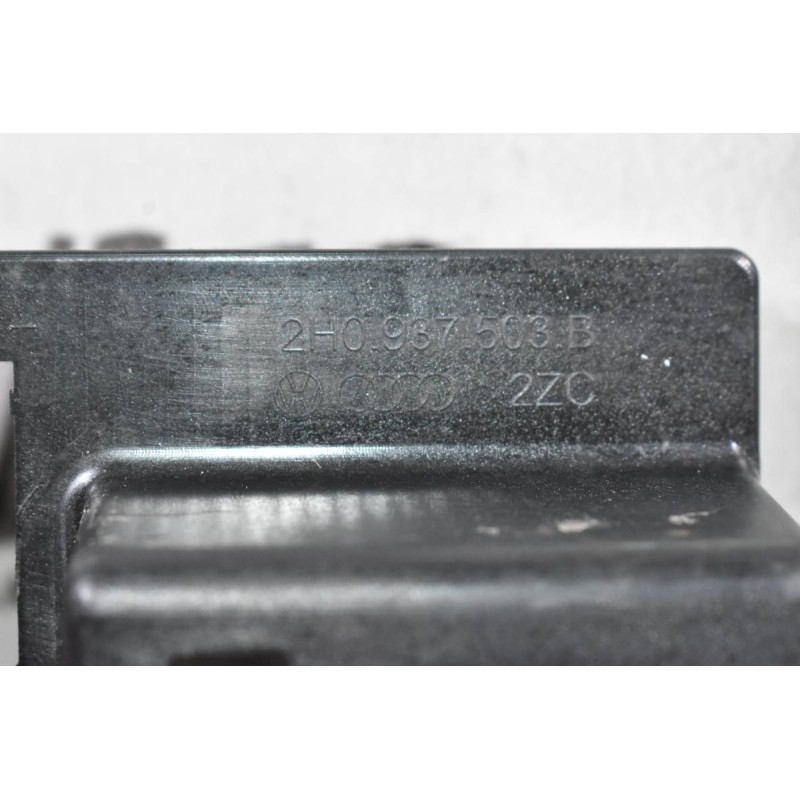 Θήκη Ρελέ Εσωτερική Volkswagen Amarok 2010-2018 2H0937503B (Γνήσια)