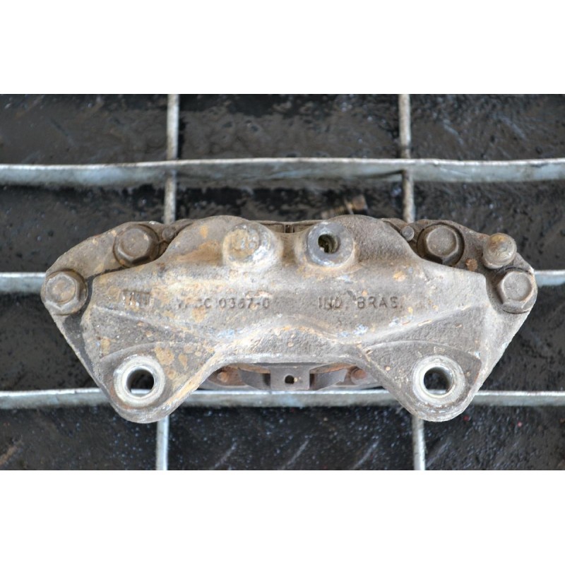 Δαγκάνα Αριστερή Toyota Hilux KUN25 4x4 2005-2012