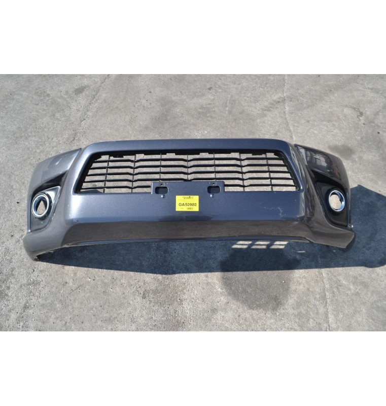 Προφυλακτήρας Εμπρός Toyota Hilux Revo 2015-2019 (Γνήσιο - Ελαφρώς Μεταχειρισμένο)