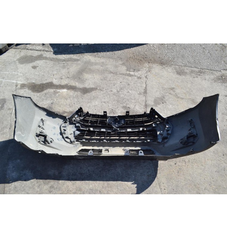 Προφυλακτήρας Εμπρός Toyota Hilux Revo 2021-2022 (Γνήσιο - Ελαφρώς Μεταχειρισμένο) (Χωρίς Προβολάκια)