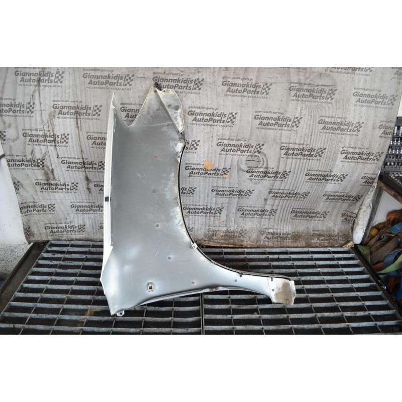 Φτερό Αριστερη Toyota Hilux KUN 2005-2012 (Με Φρύδι) (Γνήσιο)