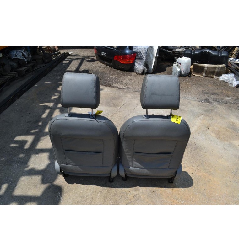 Κάθισματα Toyota Hilux KUN 2005-2014 ΔΕΡΜΑ