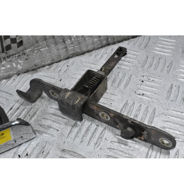 Κλειδαριές Πόρτας Καρότσας Με Χερούλι Ford Ranger - Mazda B2500 1998-2005