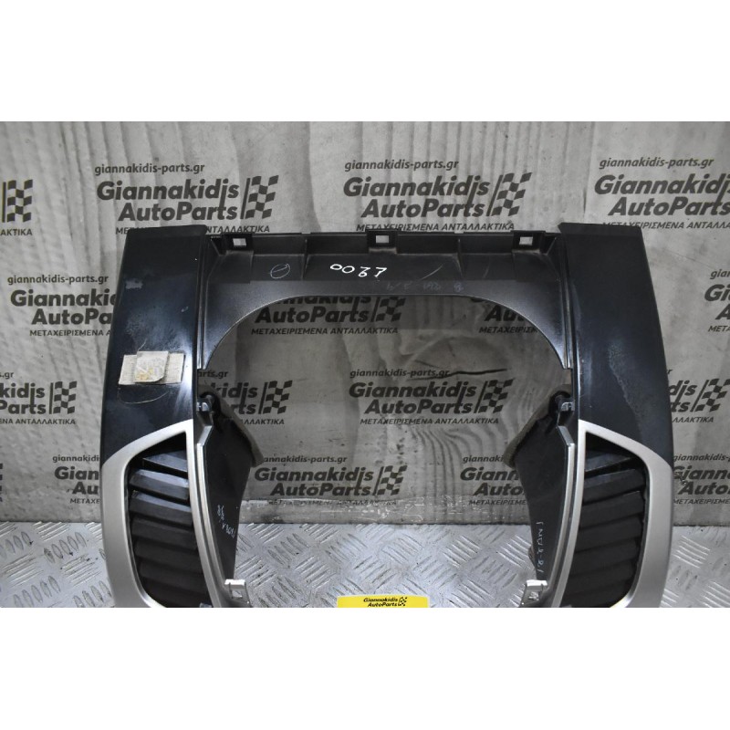 Κονσόλα Ταμπλό + Αεραγωγοί Mitsubishi L200 KB4 2006-2015 MN179800ZZ (Με Φθορά)