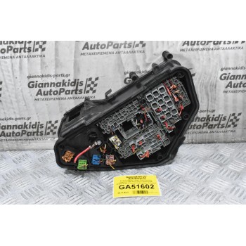 Ασφαλειοθήκη / Θήκη Ρελέ Porsche Cayenne 958 2010-2018 7P0937576B 7P0937576A (Γνήσια) (Volkswagen Touareg)