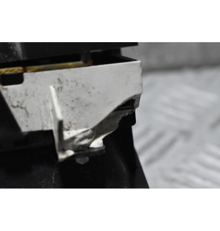 Καντράν - Κοντέρ Nissan Terrano 1990-2015 2X813 (Γνήσιο) (Χιλιόμετρα / Μίλια) (Σπασμένη Μία Βάση)