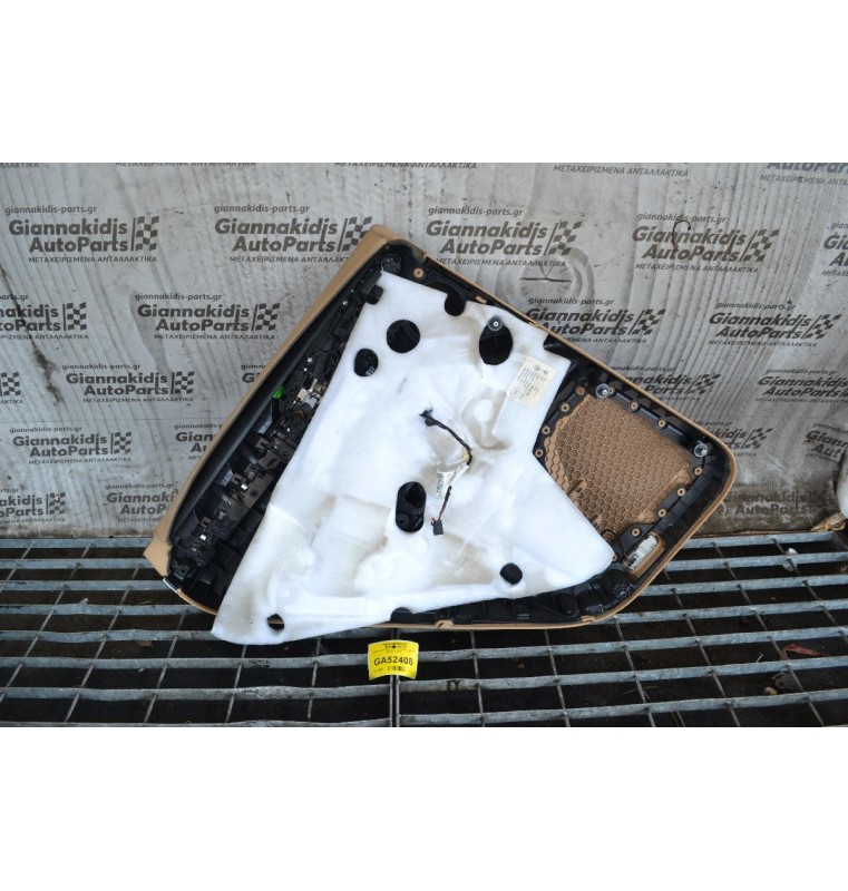 Ταπετσαρια Πισω Δεξια Porsche Cayenne 958 2010-2020