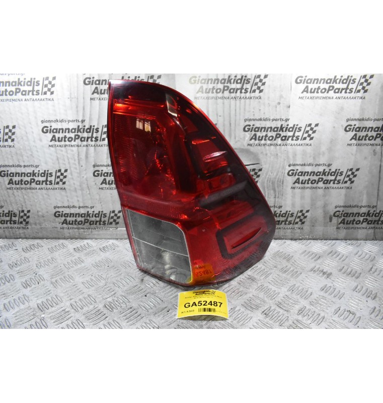 Φανάρι Πίσω Δεξια Toyota Hilux Revo 2015-2019 (Γνήσιο)