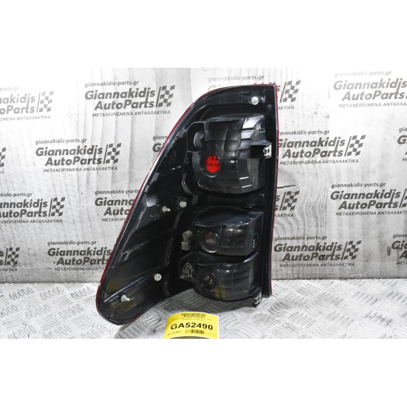 Φανάρι Πίσω Δεξια Toyota Hilux Revo 2015-2019 (Γνήσιο)